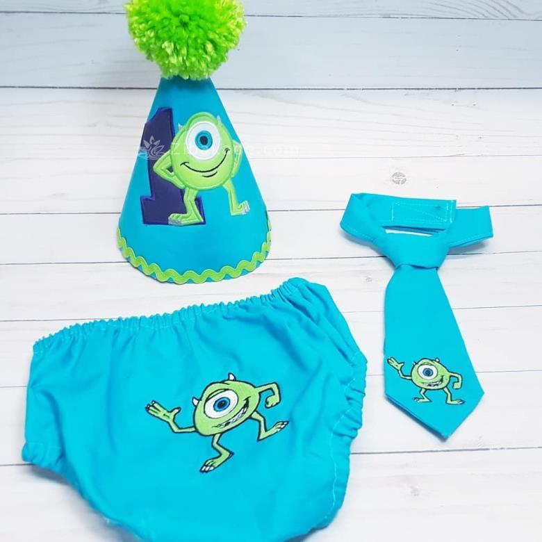 تم تولد هیولاها - Monsters